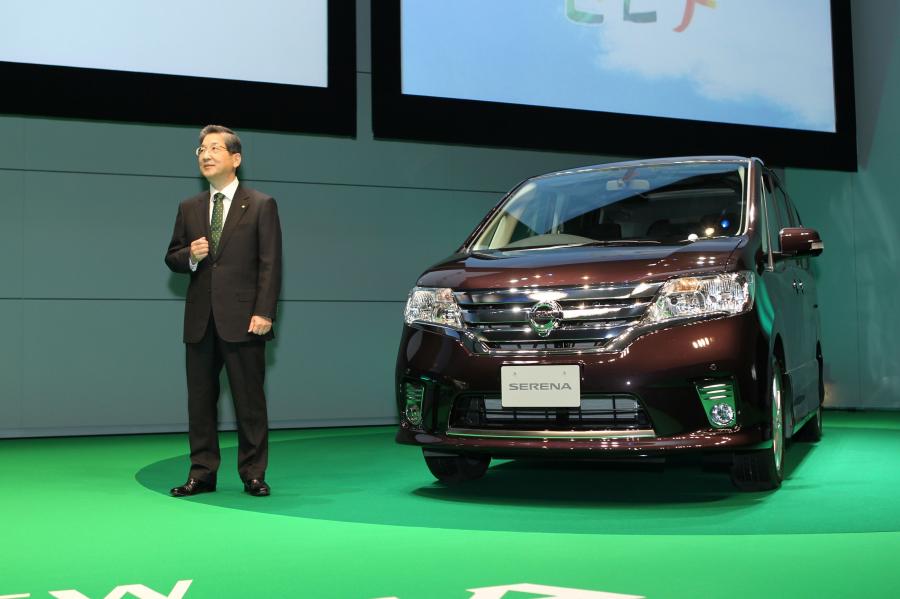  Nissan Serena 2011 года  (фото 8 из 37)